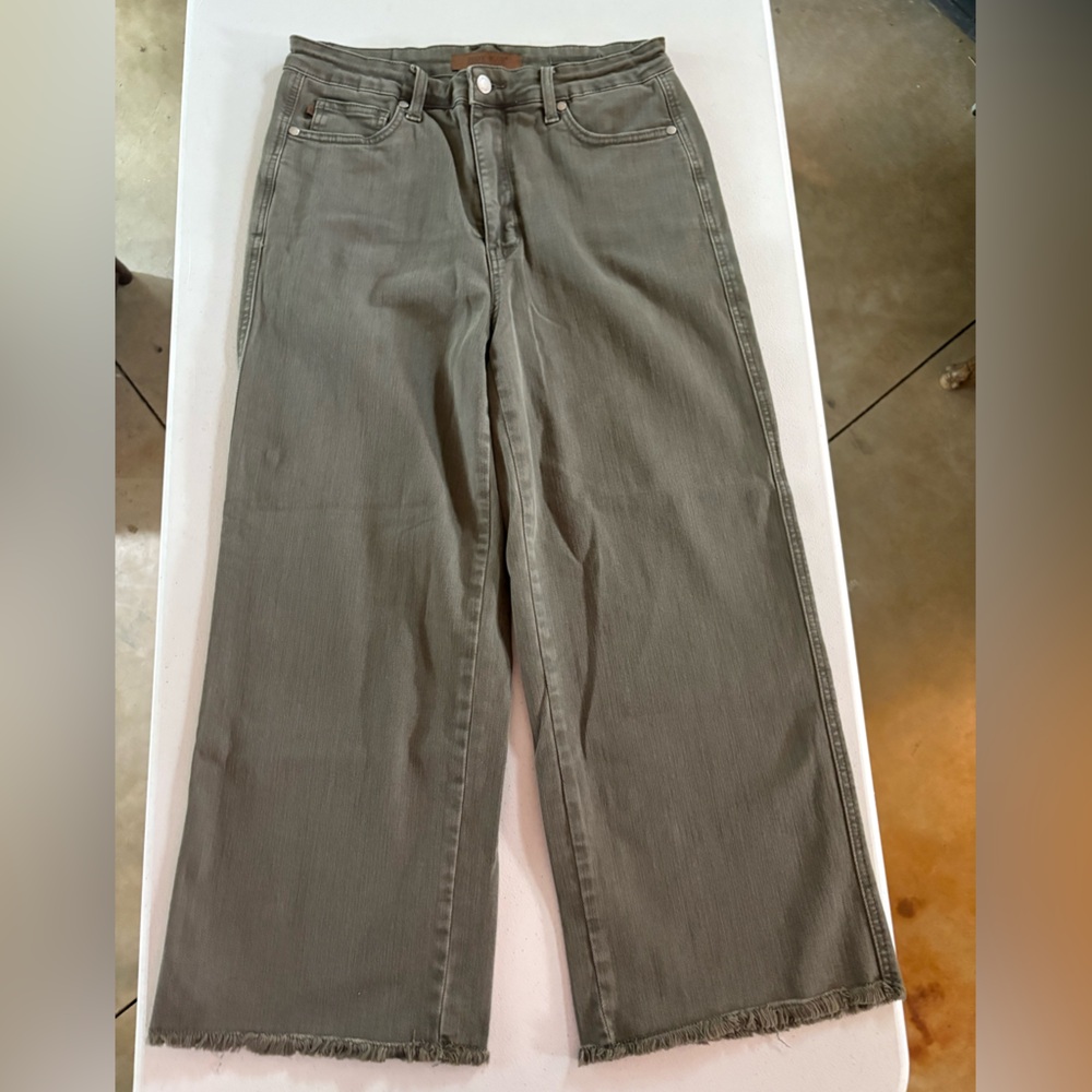 Judy Blue Olive Cropped Jeans Wide Leg